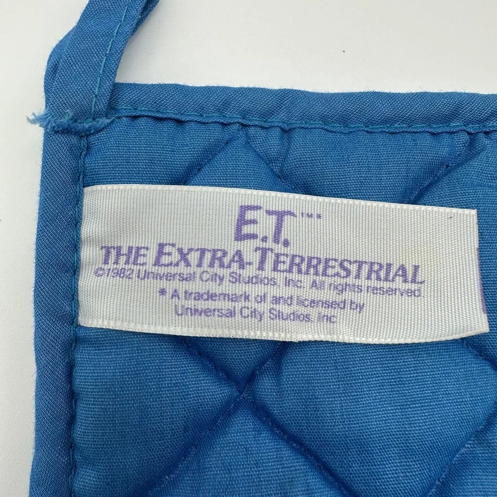 Vintage 1982 ET The Extra Terrestrial Oven Mitt Blue Quilted Movie Memorabilia